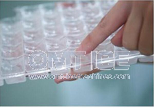 Automatic Operation Commercial Cube Ice Machine Space Saving Ice Cube Maker Machine