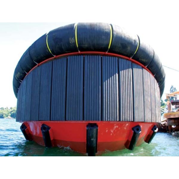 SUS316 Accessories Ship Protecting Ship Rubber Fender Customized Sizes