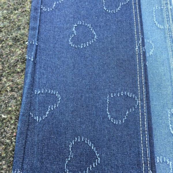 Embroidered Style Stretch Heart Shape Pattern Blue Denim Fabric For Women Jeans 10.6 Oz JSD3077 10*7OE Yarn Count