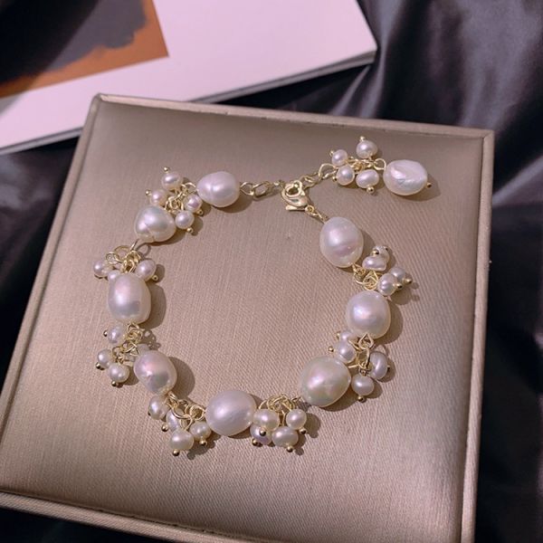 European and American Fashion Beaded Freshwater Pearl Temperament Retro Ladies Bracelet