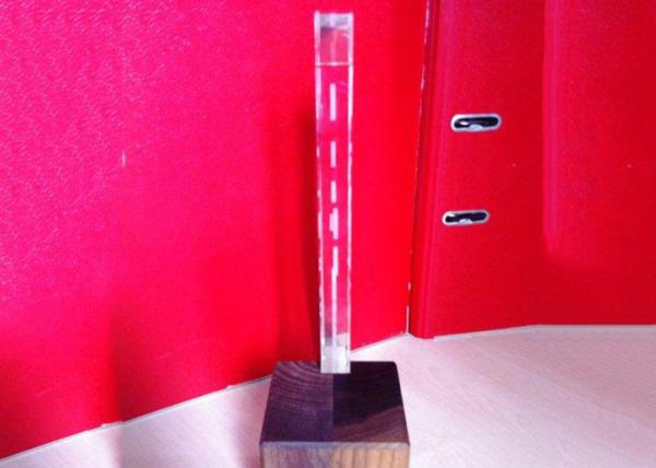 Base de K9 Crystal Trophy Cup With Wooden e logotipo & palavras claros limpar com jato de areia