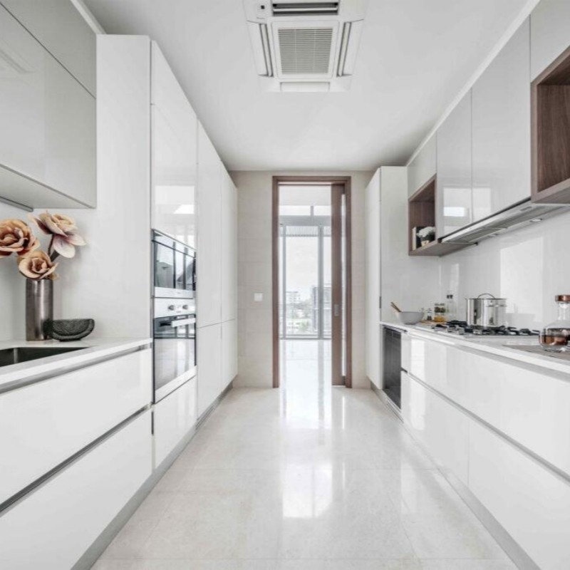 Customized White Lacquer Kitchen Cabinet with PVC Membrane Door Panel and Blum Drawer