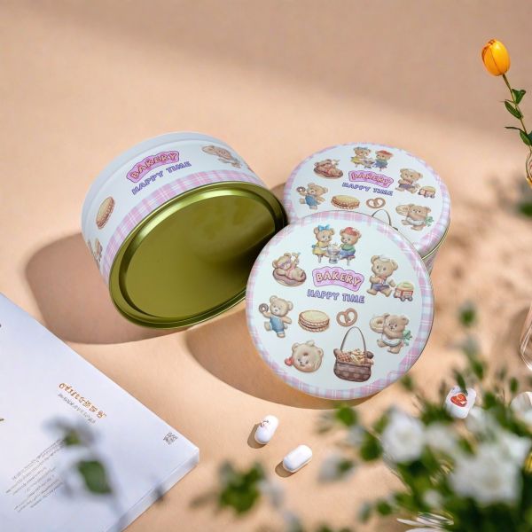 Snowflake Crisp Metal Boxes Candy Cookie Packaging Storage Tins Tinplate Cartoon Shaped Gift Iron Cans