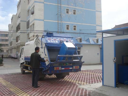 Dongfeng waste management trucks sale in Tunisia, 2-3M3 mini garbage truck