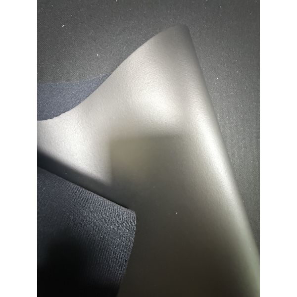Neoprene Material Titanium Coated CR Closed Cell Foam Superior Stretch Durability Thermal Insulation Properties