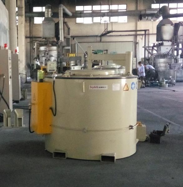 220V Automatic Aluminum Melting Furnace With Manual Control