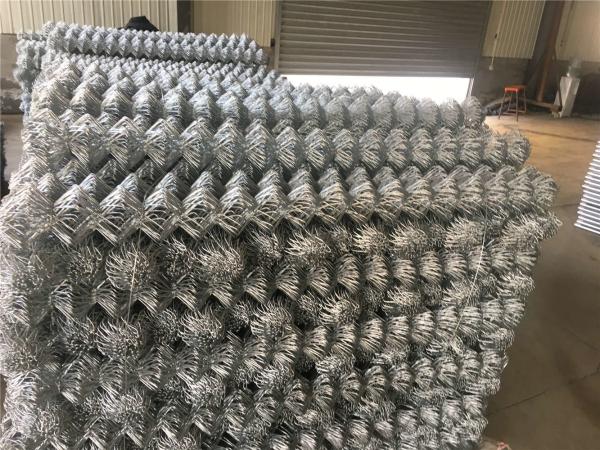 chain link temporary construction fence panels 6FT X 10F Mesh 2 3/8  x 2 3/8 ( 60mm x 60mm ) x 12 gauge wire