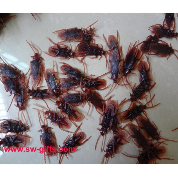 April Fool's Day persecute Scared the girls fun prank toys Novelty Gag Toys Practical Joke