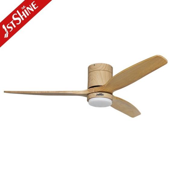 Ventilador de teto de madeira de alta velocidade de 52 polegadas com luz e tensão de entrada de 110-240V / 50Hz-60Hz