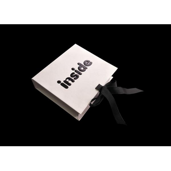 Claer Top Book Shaped Box Embossing Logo Decorative Popular Innovative Fashion