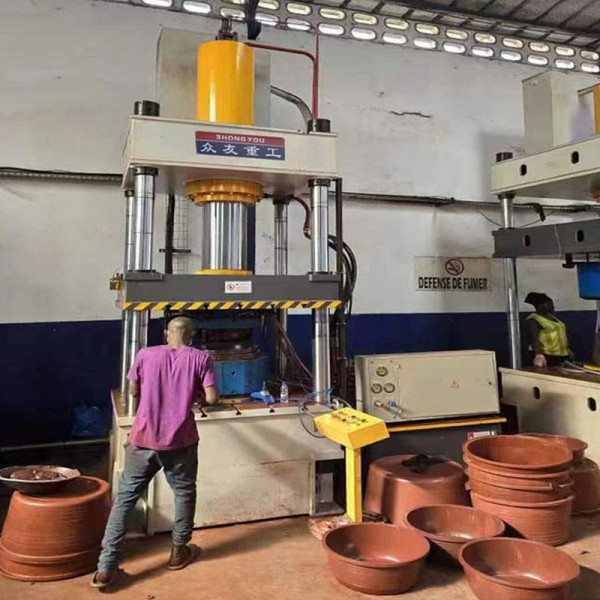 315 Ton Four-column Three-beam Hydraulic Press  YQ32  PP PE PVC Plastic Basin Moulding Machine