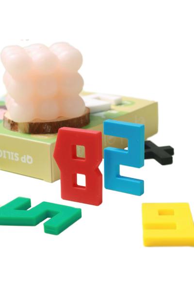 Babies Mini Soft Silicone Puzzle Silicone Building Blocks Customized Service And With Size Is 15*15*3cm Weight 220 gram