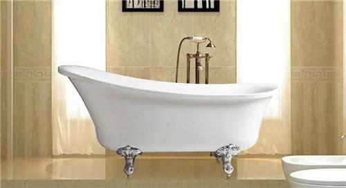 Classical 67 Inch Acrylic Soaking Tubs , Zinc Alloy Claw Foot Freestanding Slipper Tub