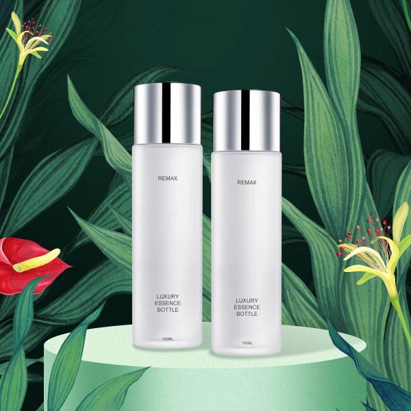 Bouteille d'emballage cosmétique moderne élégant 30 ml 50 ml Blanc glacé et capuchon argenté