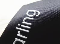 Logo 3D blanc de ruban de silicone d'écran d'impression de plat épais noir lisse de label
