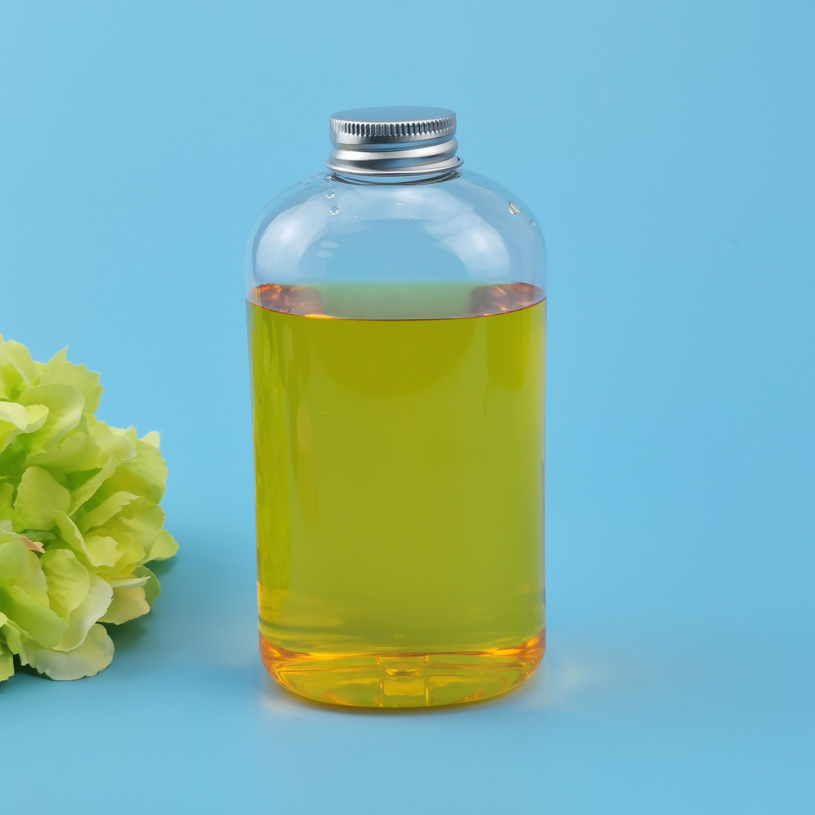 Бутылки сока 500ml качества еды прозрачные устранимые пластиковые с завинчивой пробкой