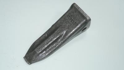 Durable Wear Resistant Bucket Teeth 1681359 / 1U3352 Tooth For Earth Square Flat
