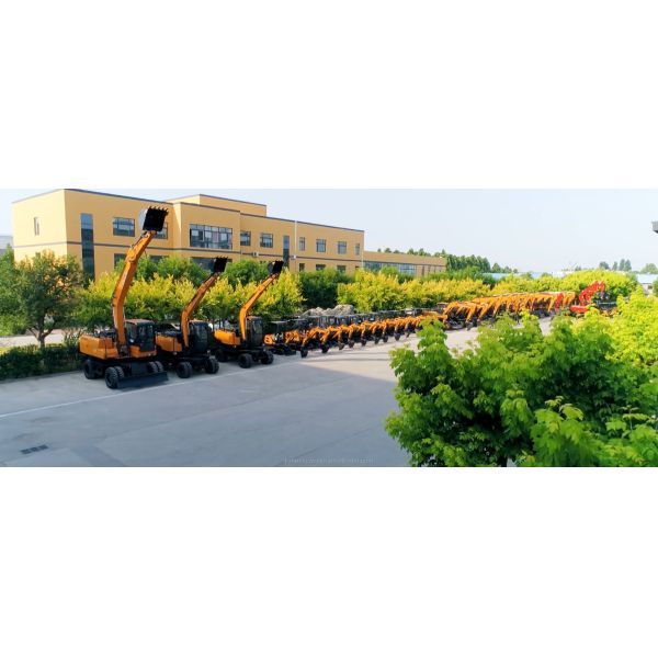 TRACK /RUBBER EXCAVATOR HX8075 ,7.5TONS RUBBER TRACK ,MINI EXCAVATOR