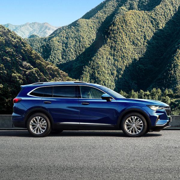 Speed Gas-Powered Buick Envision Luxury SUV 2024 Energy Vehicle with Ample Space and 5-Door 5-Seater Body Structure