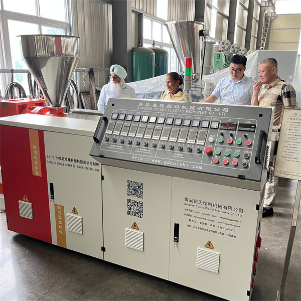 Пластмассовая HDPE / PE гофрированная труба изготовление машины двойной стенки