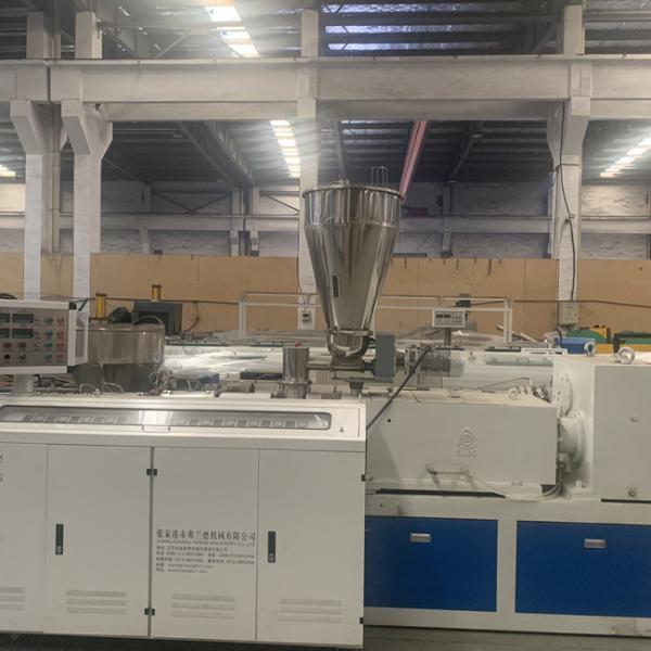 Подгонянная машина панели профиля Pvc 700mm с двойным винтом