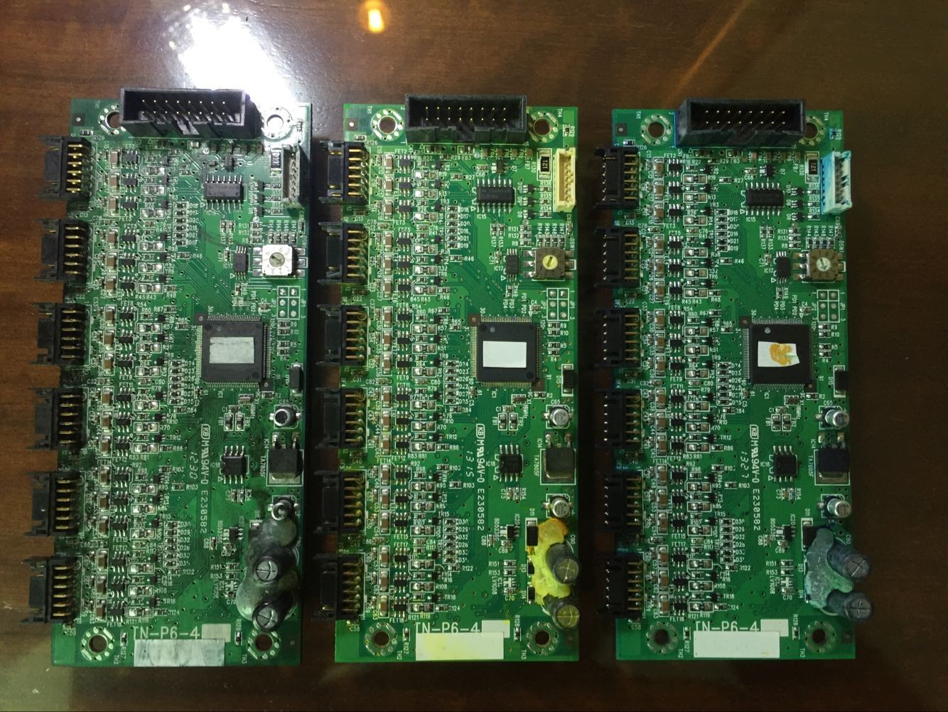 Части офсетной печати Ryobi TE-16KJ2-12-576 обходят вокруг контрольную панель 6554 66 731-1