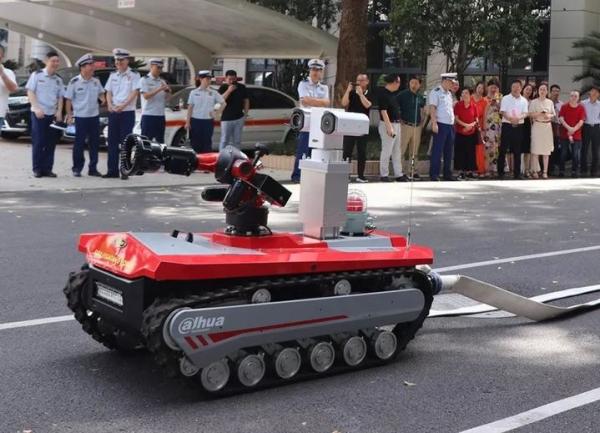 6-Wheel Independent Chassis All-Terrain Wheeled Firefighting Robot Fire Fighting Use China 6-Wheel Independent Chassis A