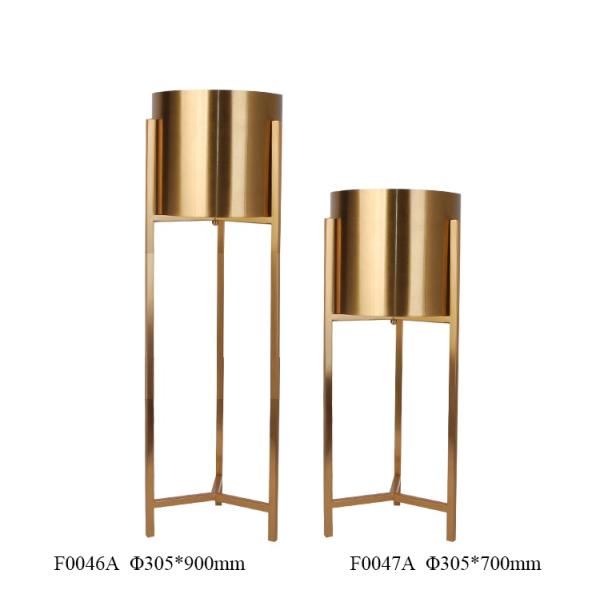 Luxury vase gold metal decorative flower vase with metal stand perfects for wedding decor