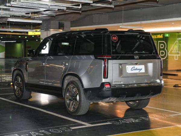 SUV de seis lugares versão 2023 com transmissão automática
