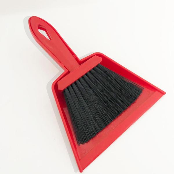 Portable 21.8x16.4x5.2cm Mini Dustpan Brush Set With Towel Household Broom