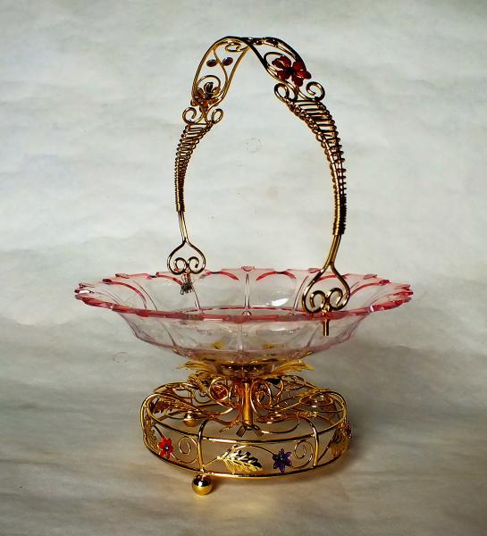 The New sun flower shape candy bowl w/classic stand & elegantThe New(1)