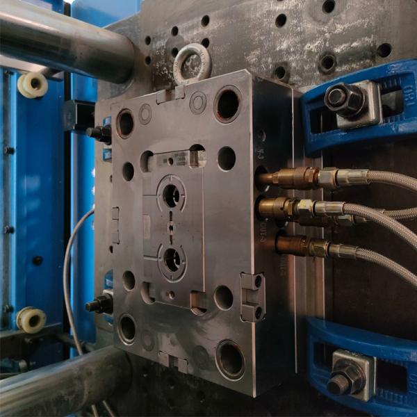 Hot Runner Pp Injection Molding , Mirror Multi Cavity Mold Design