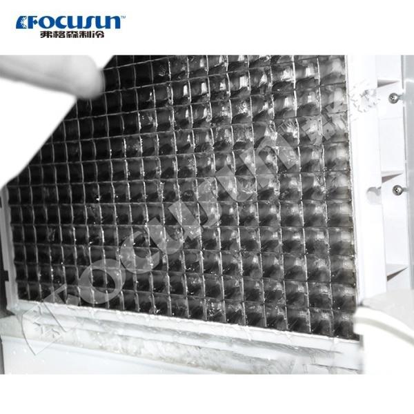 760*830*1893mm 25C Water Inlet Temperature Cube Ice Machine for Human Consumption