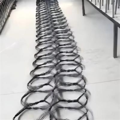 Unfolded Putanka Obstacle Net 5689 Type of Low Visibility Barrier MZP Mesh Security Tank Barrier Wire Mesh
