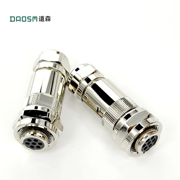 Industrial 7 Pole Connector With 5A Current Rating And 5000 Cycles Durability