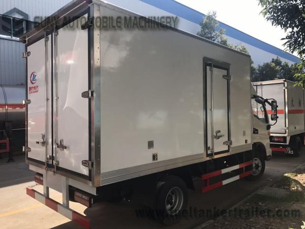 1-4 Ton  JAC 4x2 Light Refrigerator Van Truck / Dry Box Van Cargo Truck 3308 Mm Wheel Base