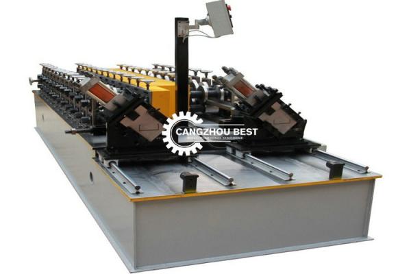 Petit pain de goujon en métal de cloison sèche de 10 rouleaux formant la machine