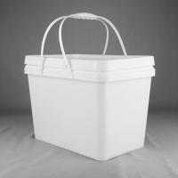 Tambour rectangulaire de conditionnement en plastique de la catégorie comestible 20kg avec le couvercle et les doubles poignées