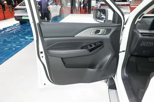 Changan Lantuozhe Mini Pickup EV The 405KM Ride-On Electrical EV for Energy Vehicles