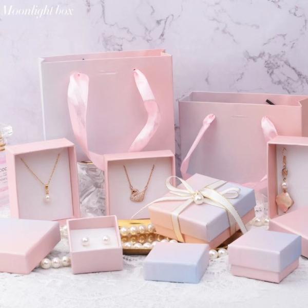 OEM Logo Cardboard Gift Packaging Box 5x5x3 Gift Box Environmentally Friendly Mailers