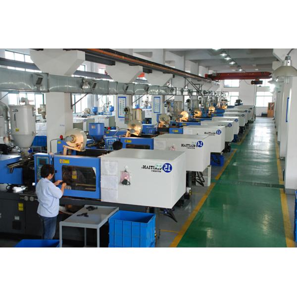 21305-43G01 Engine Oil Cooler For Hitachi EX60-2 EX60-3 EX60-5