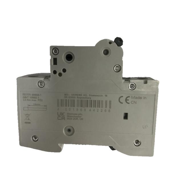 Siemens Driver Module 5SY61066 Long Life Safety Features High Reliability White Cast Iron -40°C To 85°C