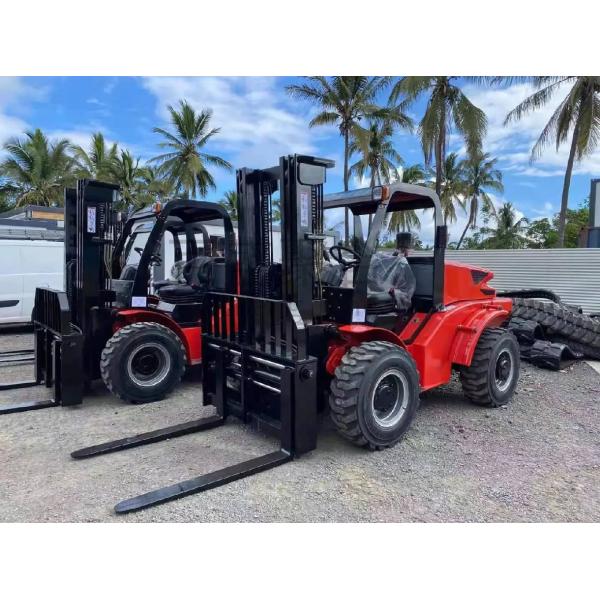 Хранилище холодов логистического склада с сетчатой структурой длинного протяжения и дизайном AutoCAD