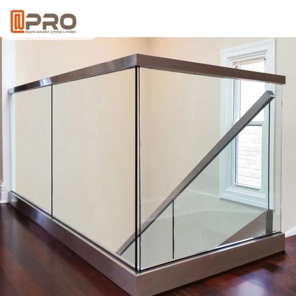 O terraço quente das vendas anodizou a balaustrada de alumínio dos perfis 1.4mm da extrusão