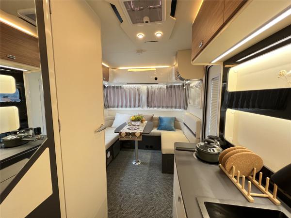 Campista 400AH 120L do curso rv de Sofa Bed Camper Caravan Trailer