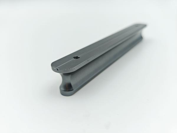 Modern Gold Cabinet Pulls , Silver Aluminium Kitchen Cabinet Hardware Set