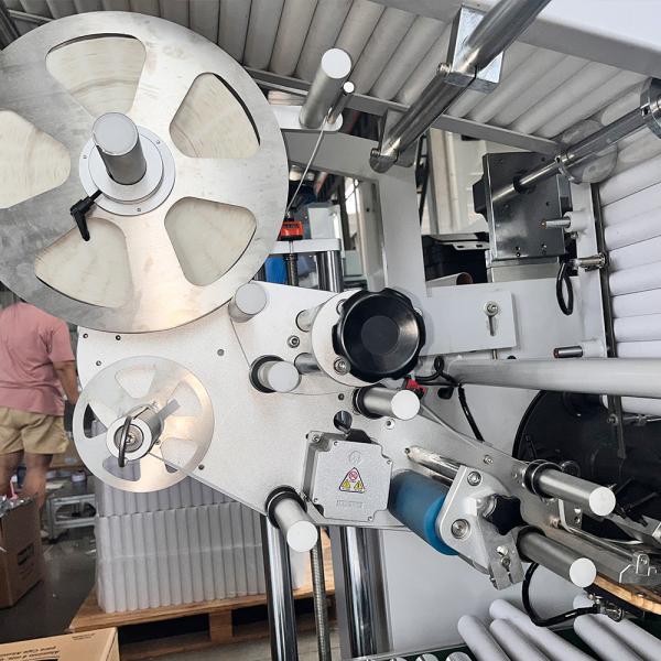 3500 mm*1800 mm*2100 mm Máquina de reviravoltar rolos de papel alumínio para uso doméstico