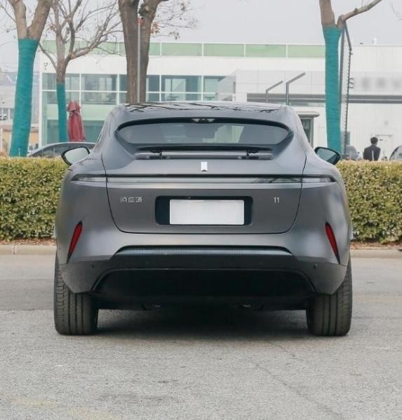 2022 Avatr 11 Ultra Long-Range Dual Motor Luxury Version 4seats Multi-Link Independent Suspension