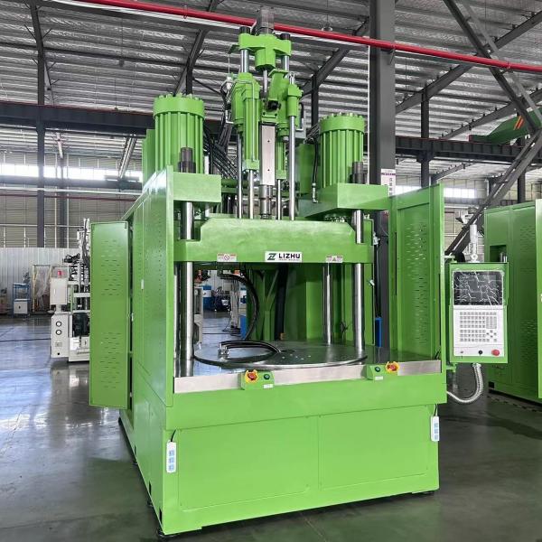 Green Color Vertical Injection Molding Machine With Rotary Table