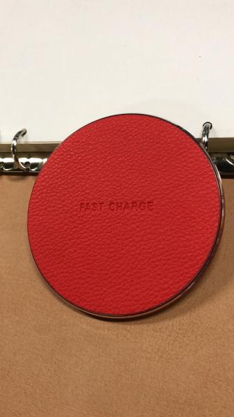 Smart Universal Wireless Phone Charger Red Color Leather Shell Materials Accord With Qi Standard